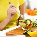 Салаты для похудения - лучшие диетические рецепты Легкие салаты для похудения из простых продуктов